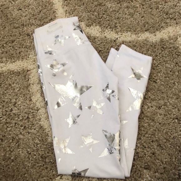 aerie Pants - NWT aerie 7/8 Move Legging Silver Foil Star Print